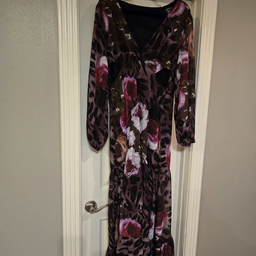 VENUS Long Sleeve Floral Dress in Purple and Brown